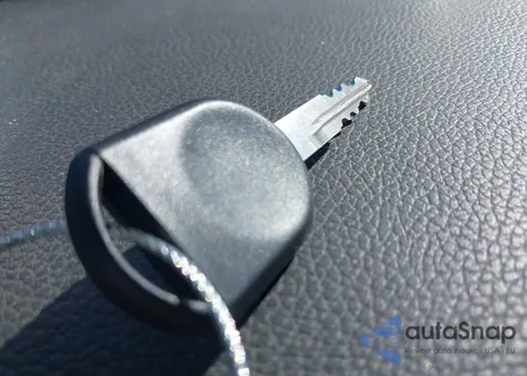 2013 Ford Mustang V6 из США, поврежденный, VIN 1ZVBP8AM8D5250810